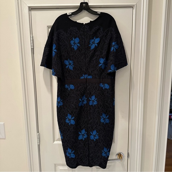 Lela Rose Flutter- Sleeve Floral Lace Sheath Black & Blue Floral Dress - Picture 8 of 9
